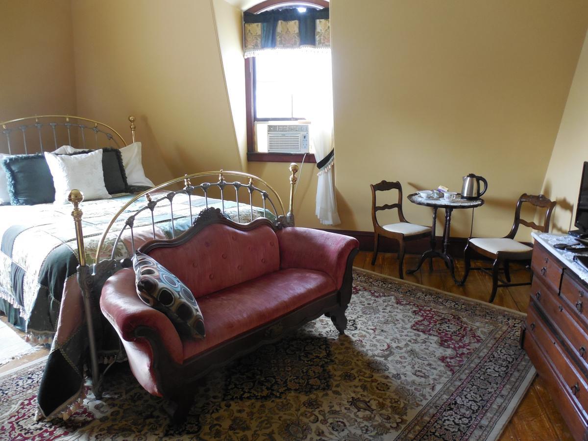רנטהם Proctor Mansion Inn מראה חיצוני תמונה