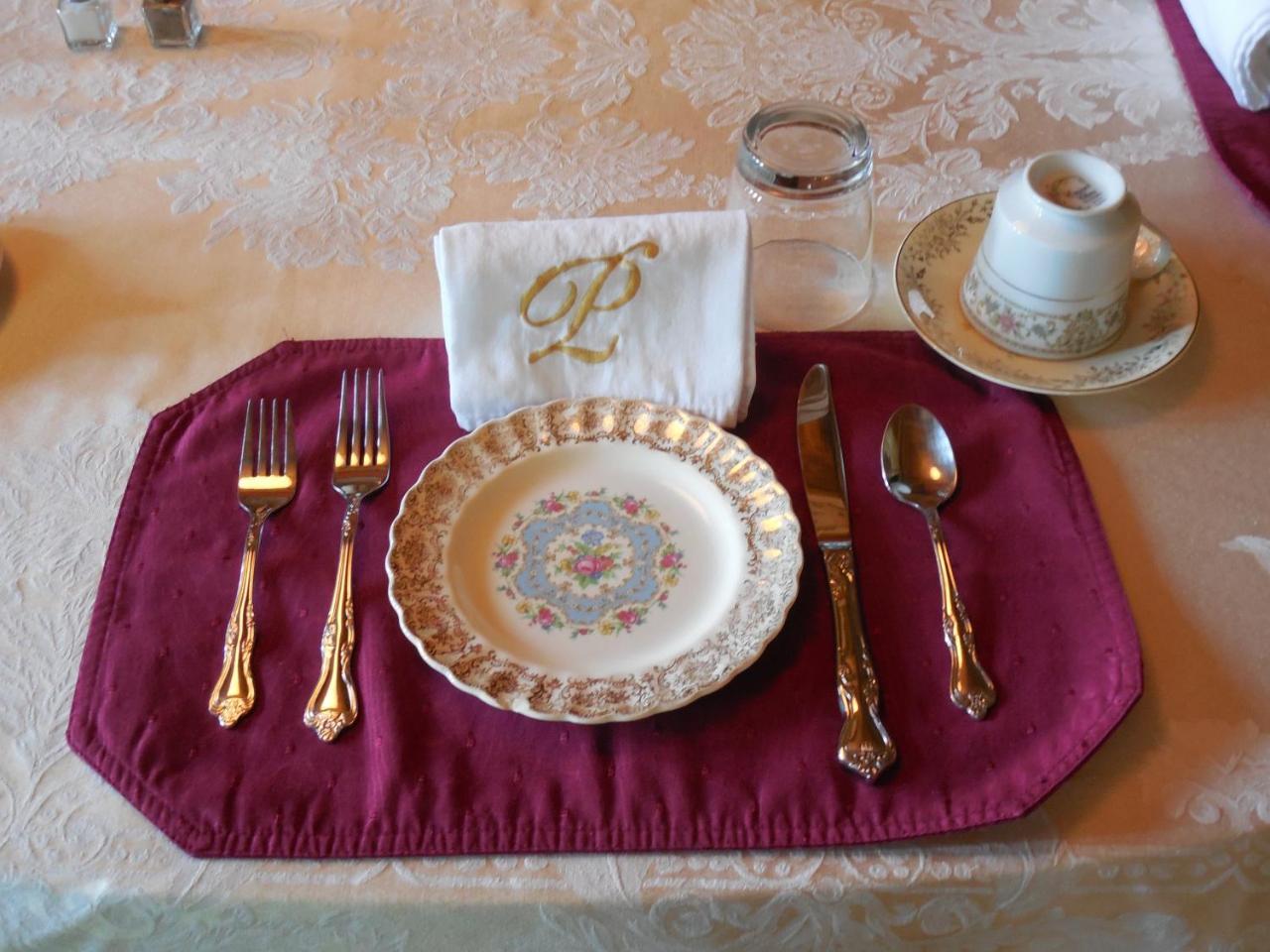 רנטהם Proctor Mansion Inn מראה חיצוני תמונה